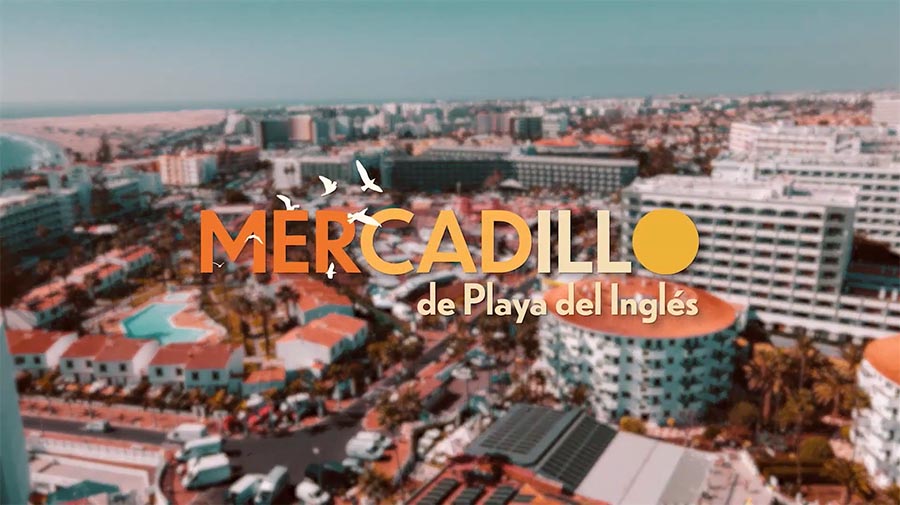 De straatmarkt van Playa del Inglés verrijkt de lokale winkelervaring en versterkt het sociale leven in de omgeving.