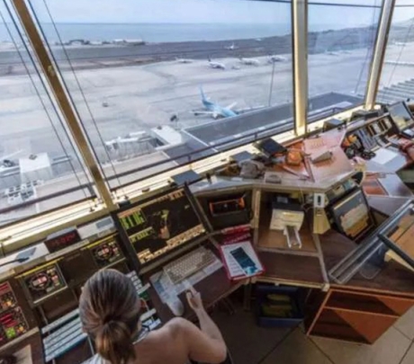 Onbepaalde staking van de luchtverkeersleiding start op 17 april op vijf Canarische Eilanden