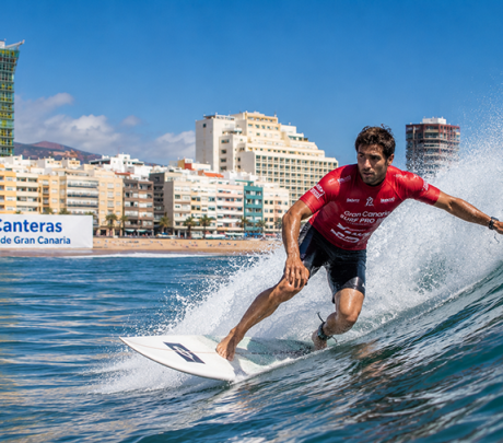 Gran Canaria organiseert in 2026 de Spaanse Kampioenschappen Parasurfen en Longboarden