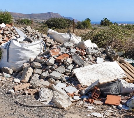 San Bartolomé de Tirajana verwijdert in minder dan een maand meer dan 147 ton bouwafval van illegale stortplaatsen